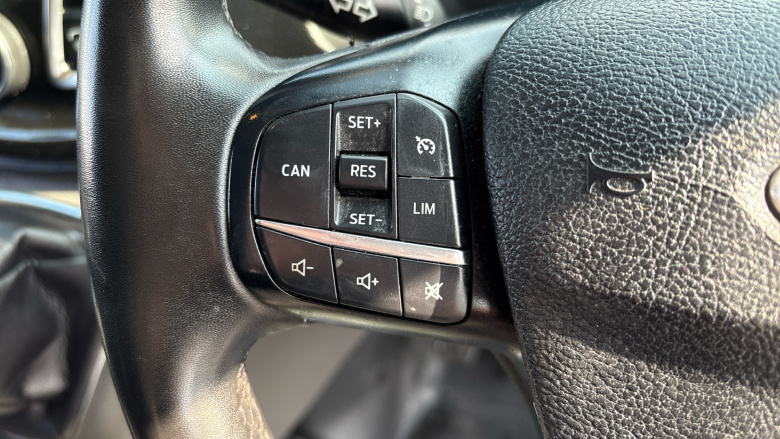 Ford Transit Custom 300 L1 Diesel Fwd 2.0 EcoBlue 130ps Low Roof Limited Van